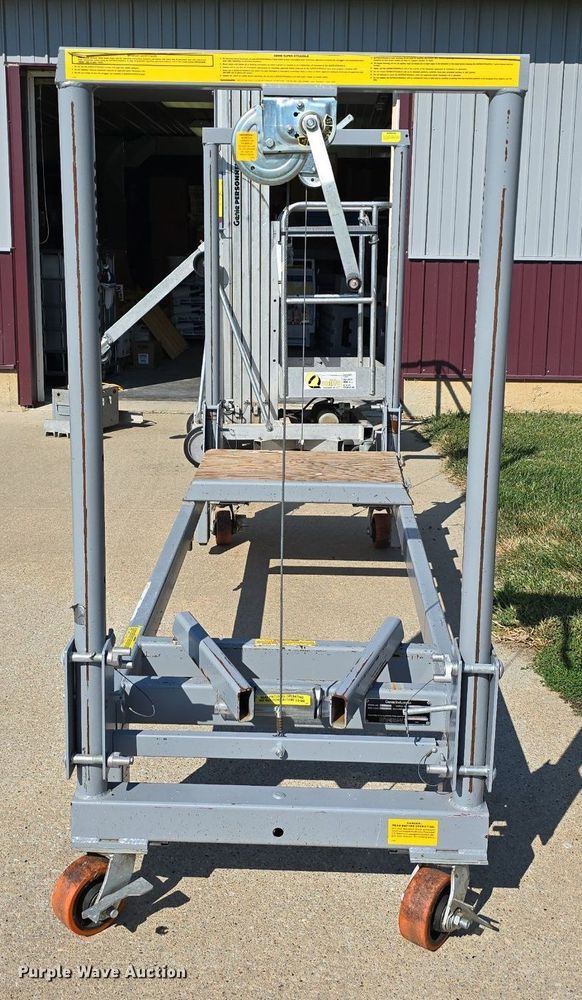 image for item DS4786 Genie PLC-30 vertical lift