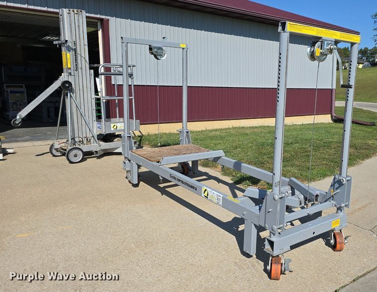 image for item DS4786 Genie PLC-30 vertical lift