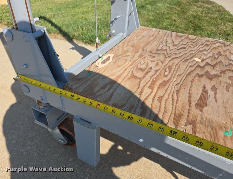 image for item DS4786 Genie PLC-30 vertical lift