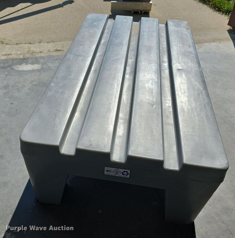 image for item DS4787 (14) dunnage racks 