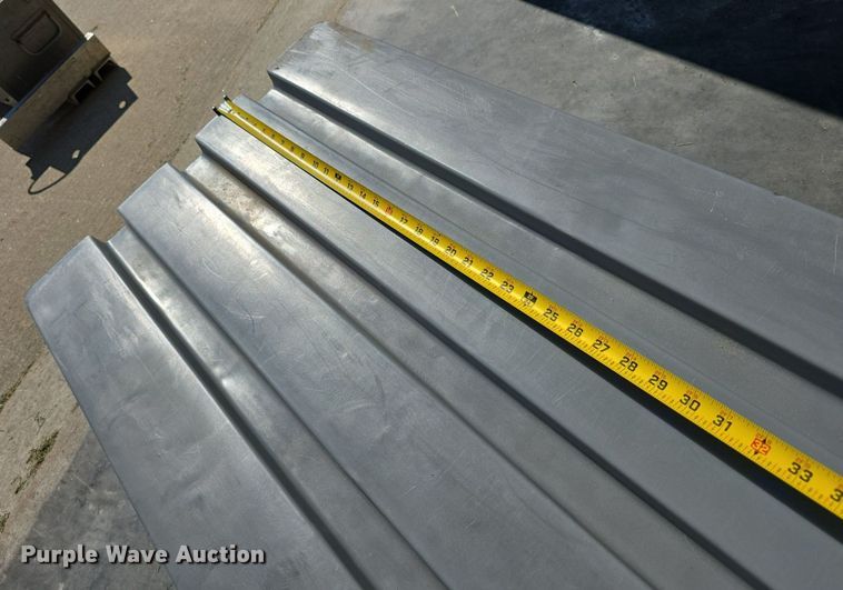 image for item DS4787 (14) dunnage racks 