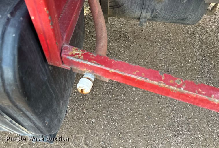 image for item DV2753 1999 International 4700 tanker fire truck