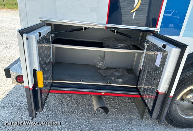 image for item DX1157 2016 Chevrolet  Express 4500 ambulance