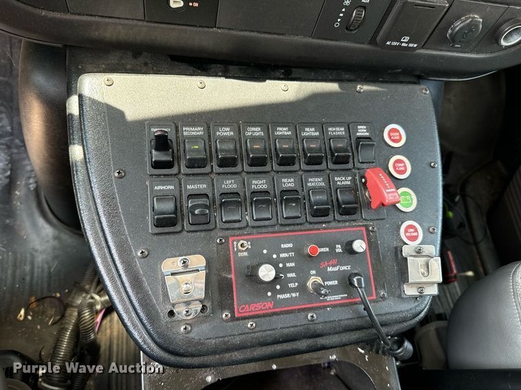 image for item DX1157 2016 Chevrolet  Express 4500 ambulance