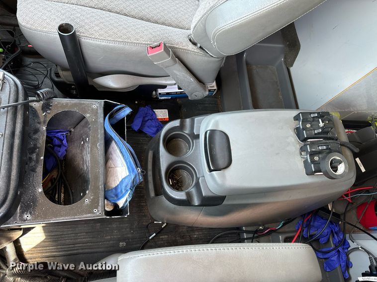 image for item DX1157 2016 Chevrolet  Express 4500 ambulance