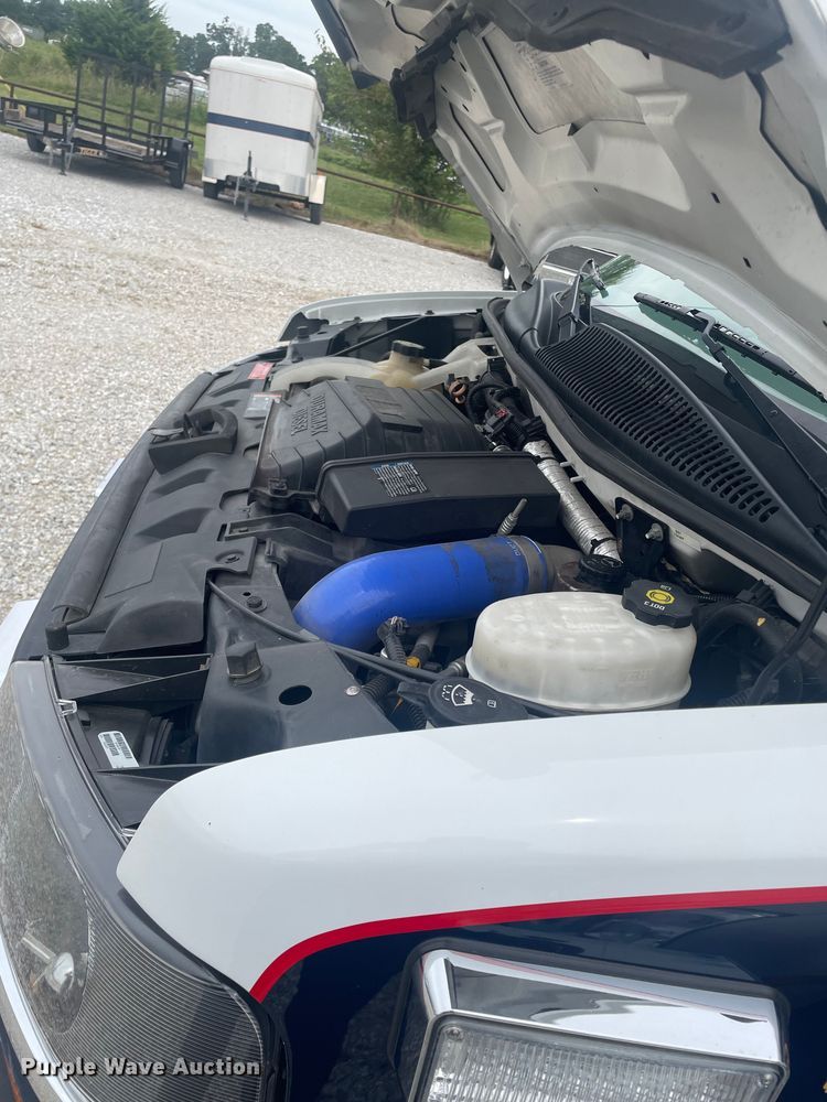 image for item DX1157 2016 Chevrolet  Express 4500 ambulance