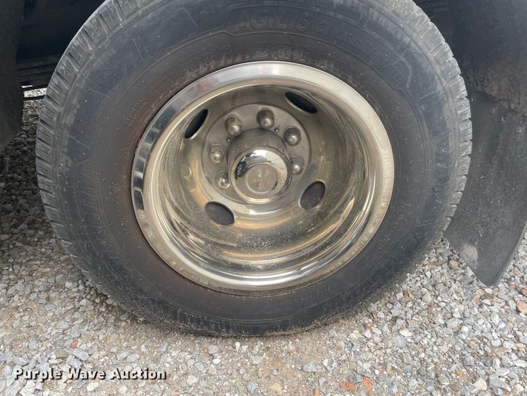 image for item DX1157 2016 Chevrolet  Express 4500 ambulance