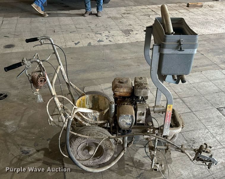 image for item DX1220 Graco paint striper