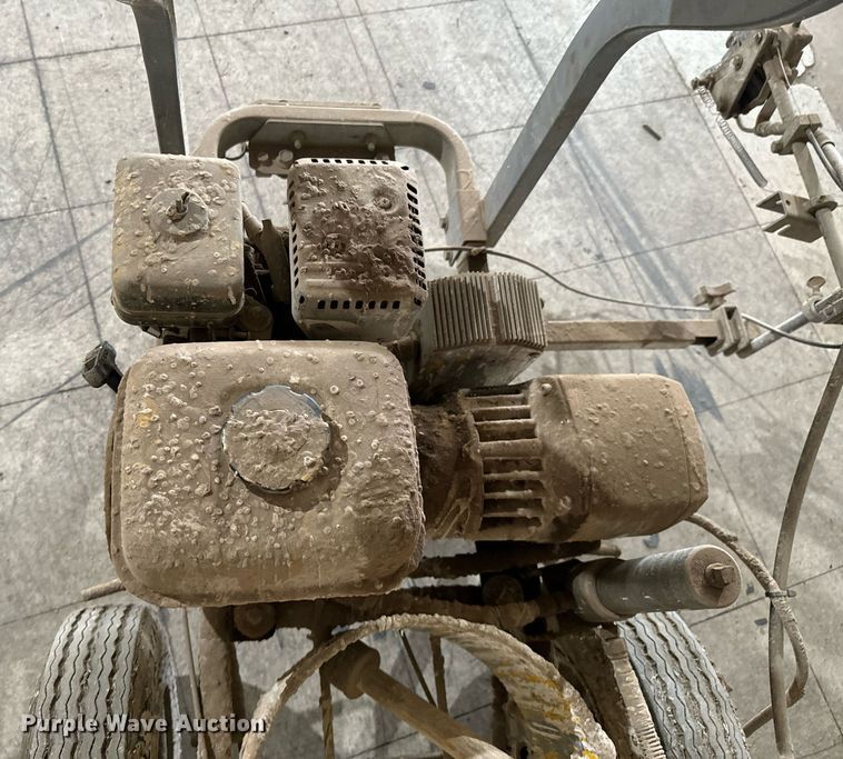 image for item DX1220 Graco paint striper