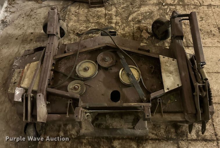 image for item DX1221 (4) Grasshopper 722D ZTR lawn mowers