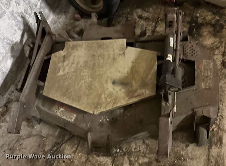 image for item DX1221 (4) Grasshopper 722D ZTR lawn mowers