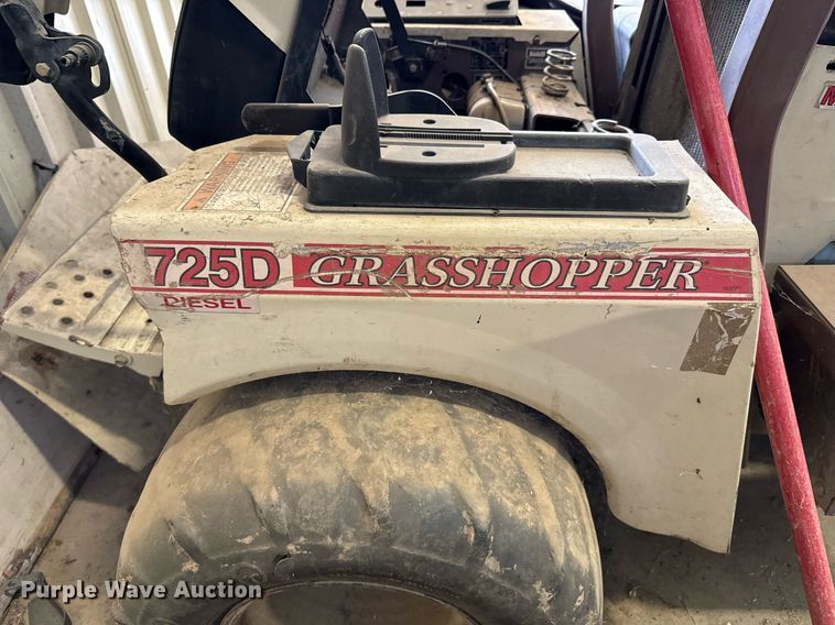 image for item DX1221 (4) Grasshopper 722D ZTR lawn mowers