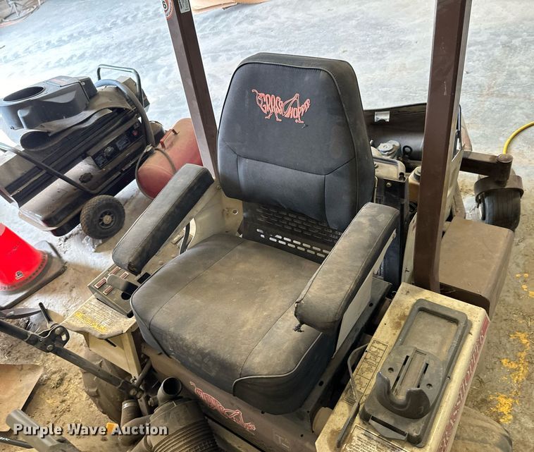 image for item DX1221 (4) Grasshopper 722D ZTR lawn mowers