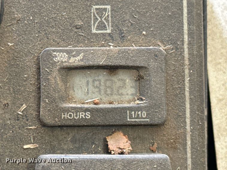 image for item DX1221 (4) Grasshopper 722D ZTR lawn mowers