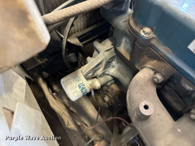 image for item DX1221 (4) Grasshopper 722D ZTR lawn mowers