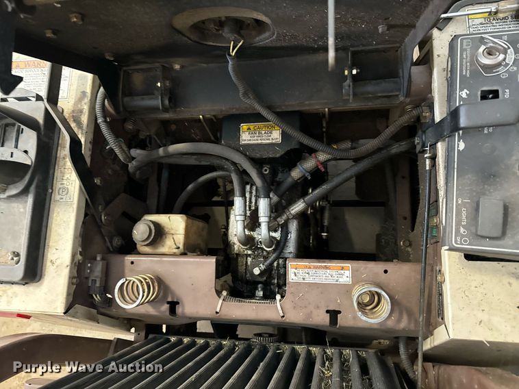 image for item DX1221 (4) Grasshopper 722D ZTR lawn mowers