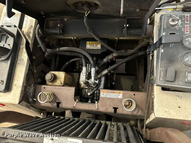 image for item DX1221 (4) Grasshopper 722D ZTR lawn mowers