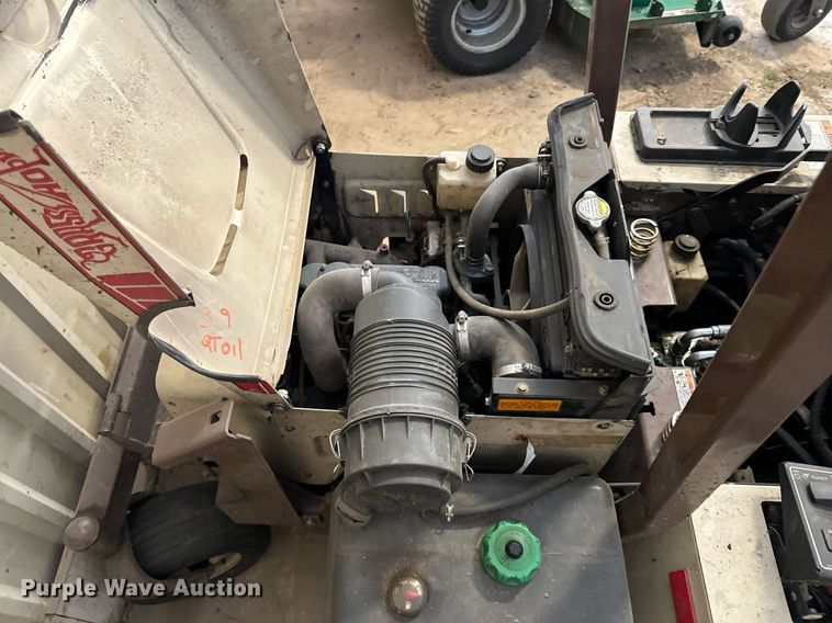 image for item DX1221 (4) Grasshopper 722D ZTR lawn mowers