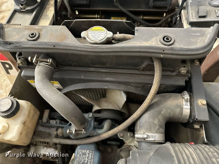 image for item DX1221 (4) Grasshopper 722D ZTR lawn mowers