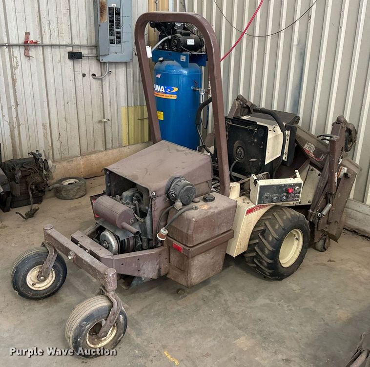 image for item DX1221 (4) Grasshopper 722D ZTR lawn mowers