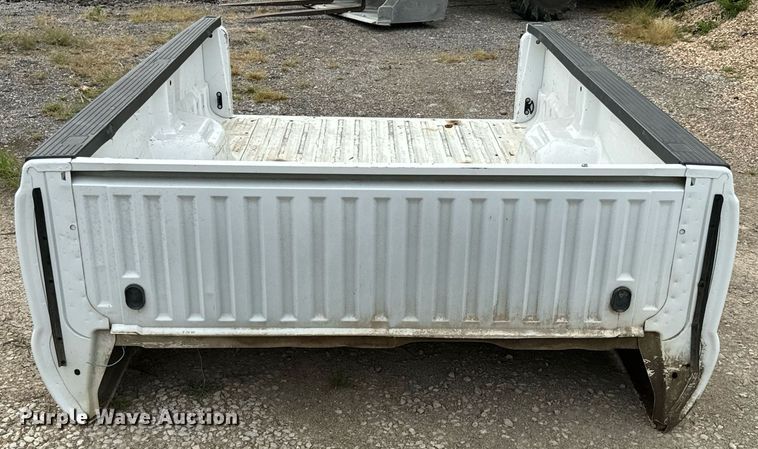 image for item DX1222 Pickup truck bed