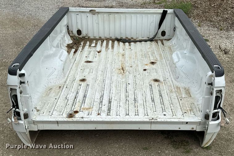 image for item DX1222 Pickup truck bed