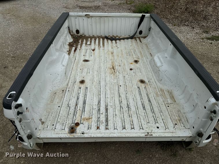 image for item DX1222 Pickup truck bed