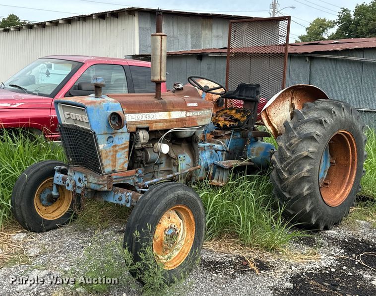 image for item DX1223 Ford 4000 tractor
