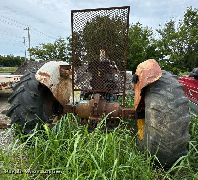 image for item DX1223 Ford 4000 tractor