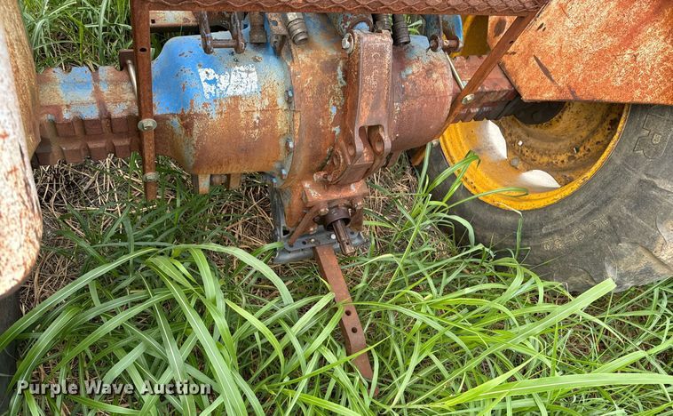 image for item DX1223 Ford 4000 tractor