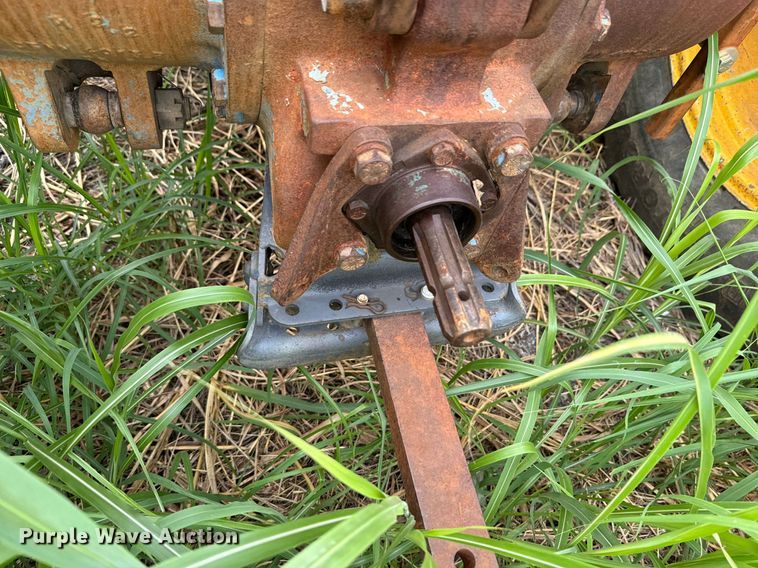 image for item DX1223 Ford 4000 tractor