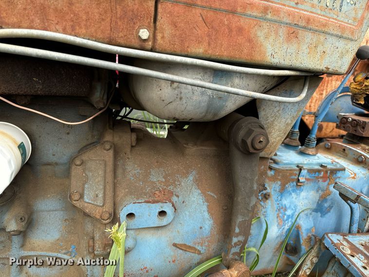 image for item DX1223 Ford 4000 tractor