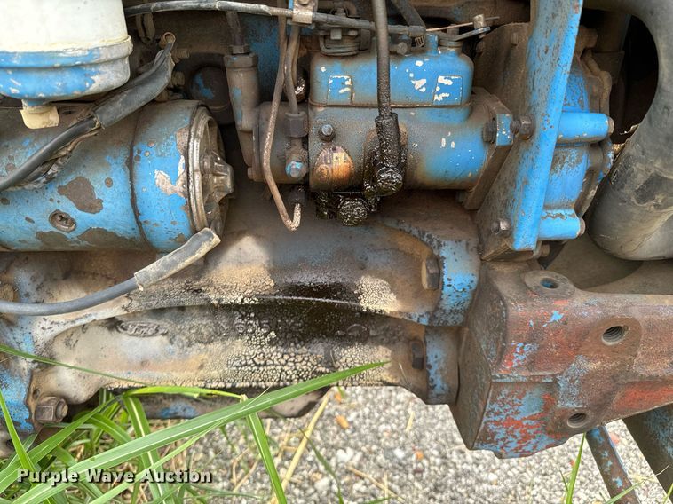 image for item DX1223 Ford 4000 tractor