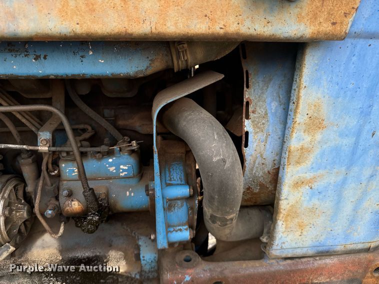 image for item DX1223 Ford 4000 tractor