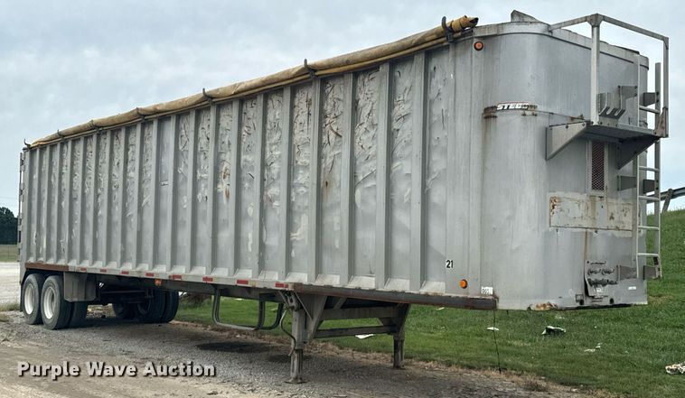 image for item DX1224 2005 STECO SW045100 walking floor trailer