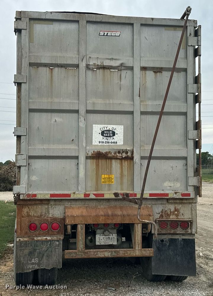 image for item DX1224 2005 STECO SW045100 walking floor trailer