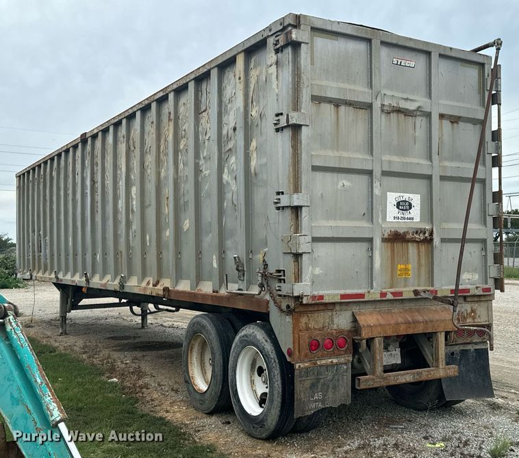 image for item DX1224 2005 STECO SW045100 walking floor trailer