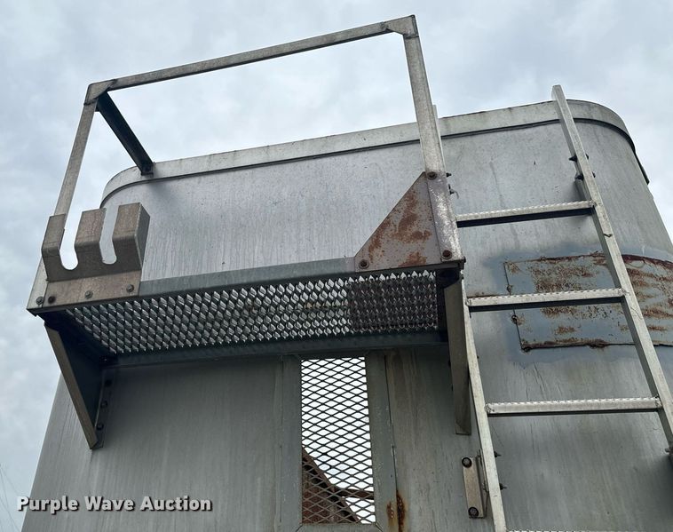 image for item DX1224 2005 STECO SW045100 walking floor trailer