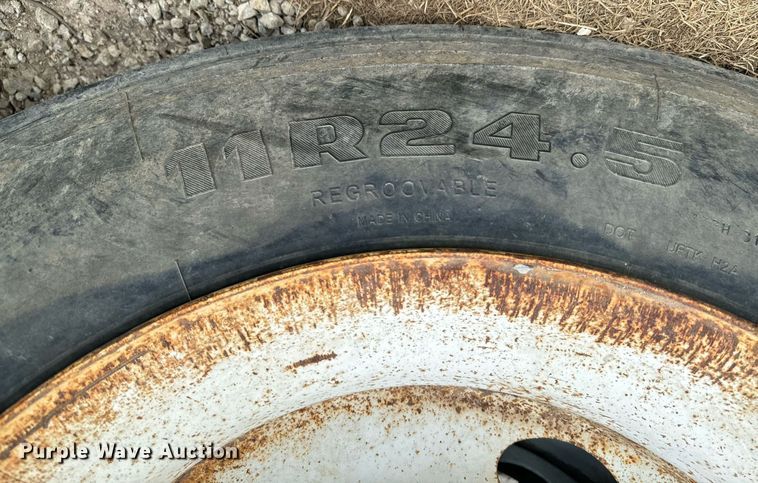 image for item DX1224 2005 STECO SW045100 walking floor trailer