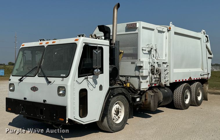 image for item DX1229 2007 Crane Carrier Low Entry refuse truck
