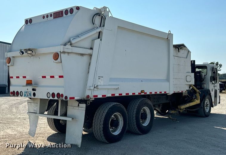 image for item DX1229 2007 Crane Carrier Low Entry refuse truck
