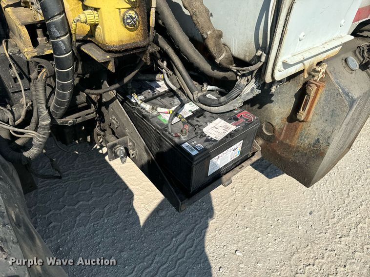 image for item DX1229 2007 Crane Carrier Low Entry refuse truck