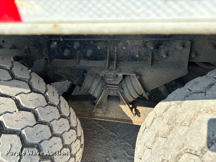 image for item DX1229 2007 Crane Carrier Low Entry refuse truck