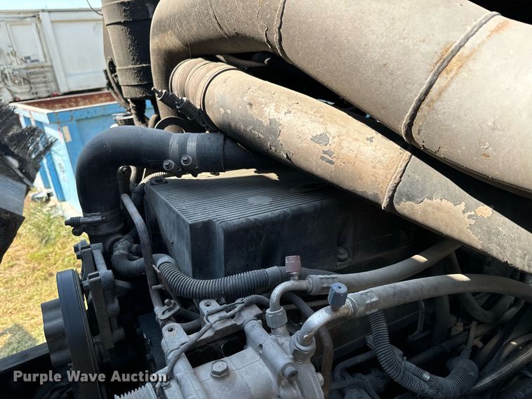 image for item DX1229 2007 Crane Carrier Low Entry refuse truck