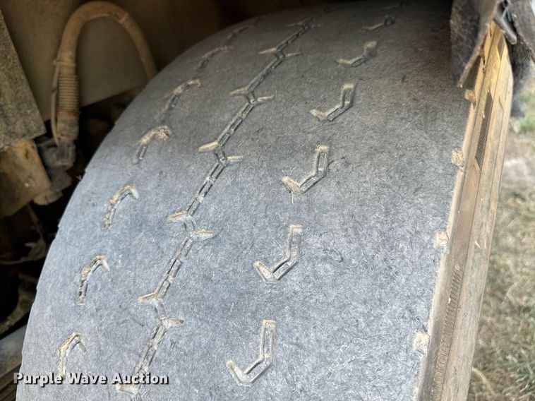 image for item DX1229 2007 Crane Carrier Low Entry refuse truck