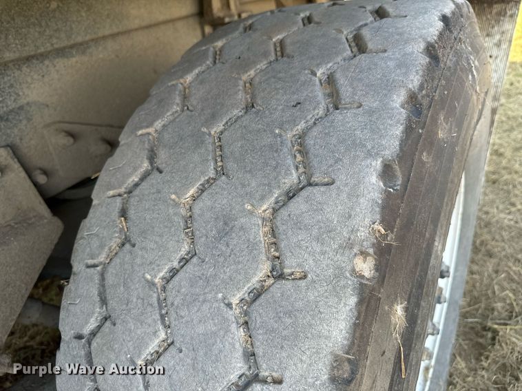 image for item DX1229 2007 Crane Carrier Low Entry refuse truck