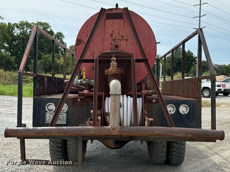 image for item DX1232 1983 Chevrolet C70 water truck