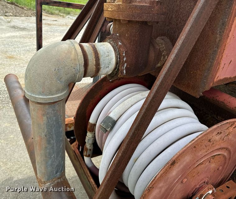 image for item DX1232 1983 Chevrolet C70 water truck