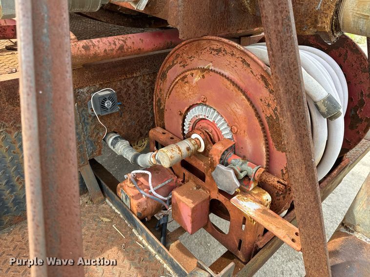 image for item DX1232 1983 Chevrolet C70 water truck