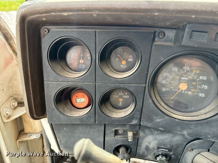 image for item DX1232 1983 Chevrolet C70 water truck